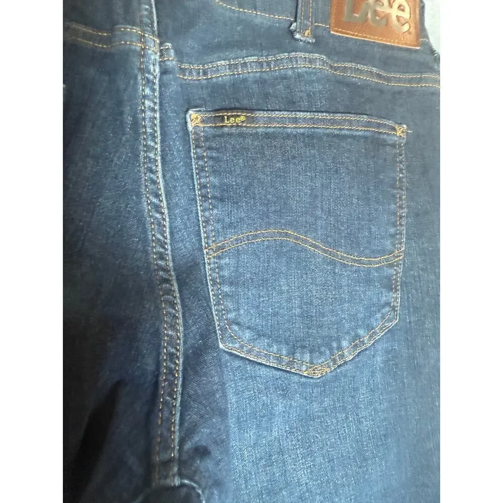 Lee Extreme Motion Athletic Fit Tapered Stretch Jeans 34/32 Men’s Dark Wash